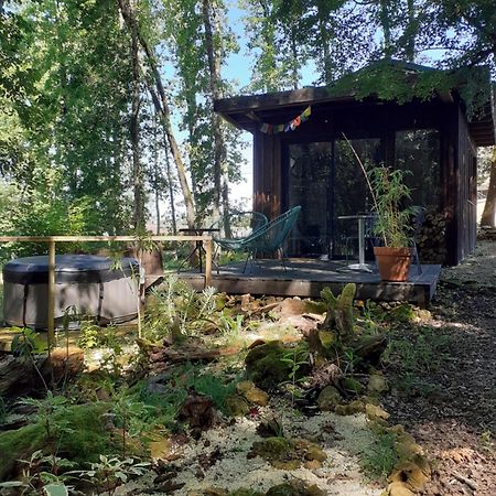 Le Gite De La Cabane De L'Oiseau Couze-et-Saint-Front 外观 照片