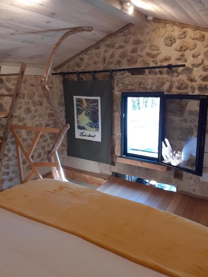 Le Gite De La Cabane De L'Oiseau Couze-et-Saint-Front 外观 照片